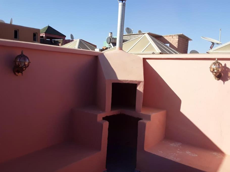 Un Riad Pour Se Divertir En Famille & Se Detendre Marrakesh Exteriör bild